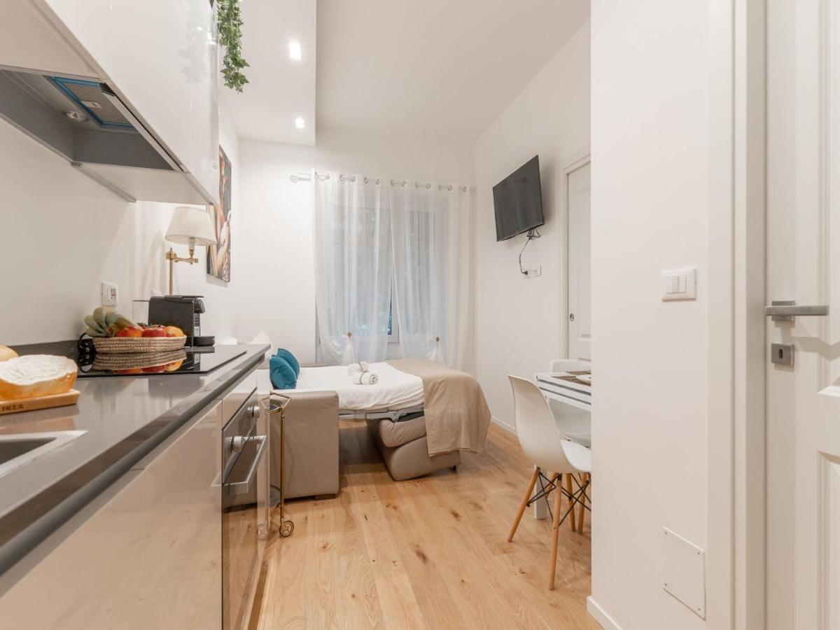 The Best Rent - Gorgeous One-Bedroom Apartment In Ticinese มิลาน ภายนอก รูปภาพ