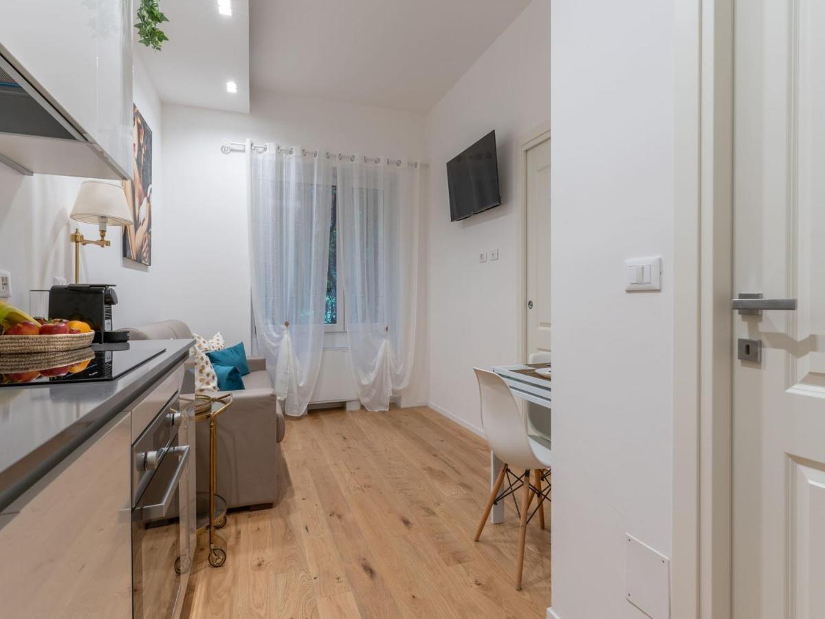 The Best Rent - Gorgeous One-Bedroom Apartment In Ticinese มิลาน ภายนอก รูปภาพ